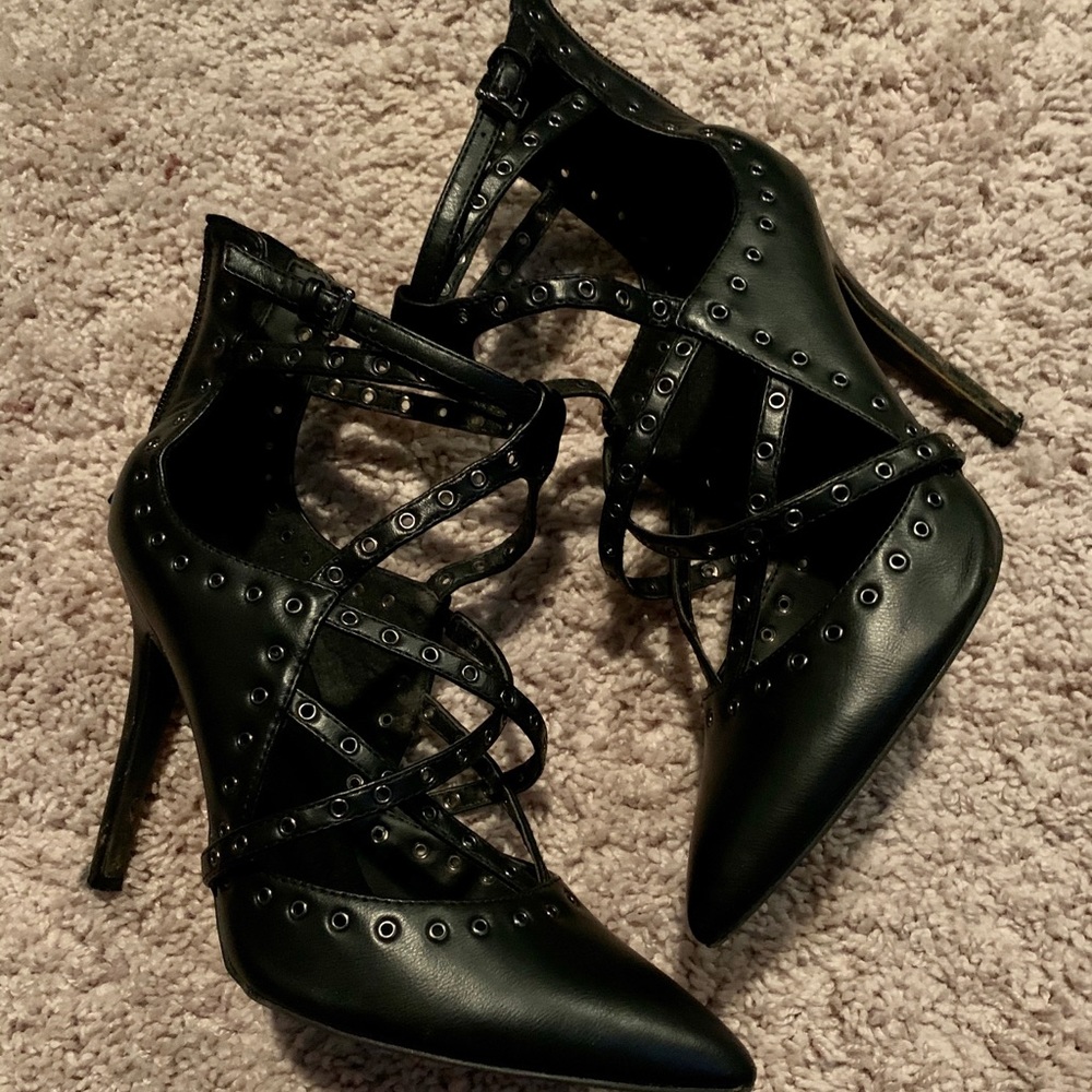 G by Guess Heels